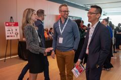 Les participants profitent de la conférence